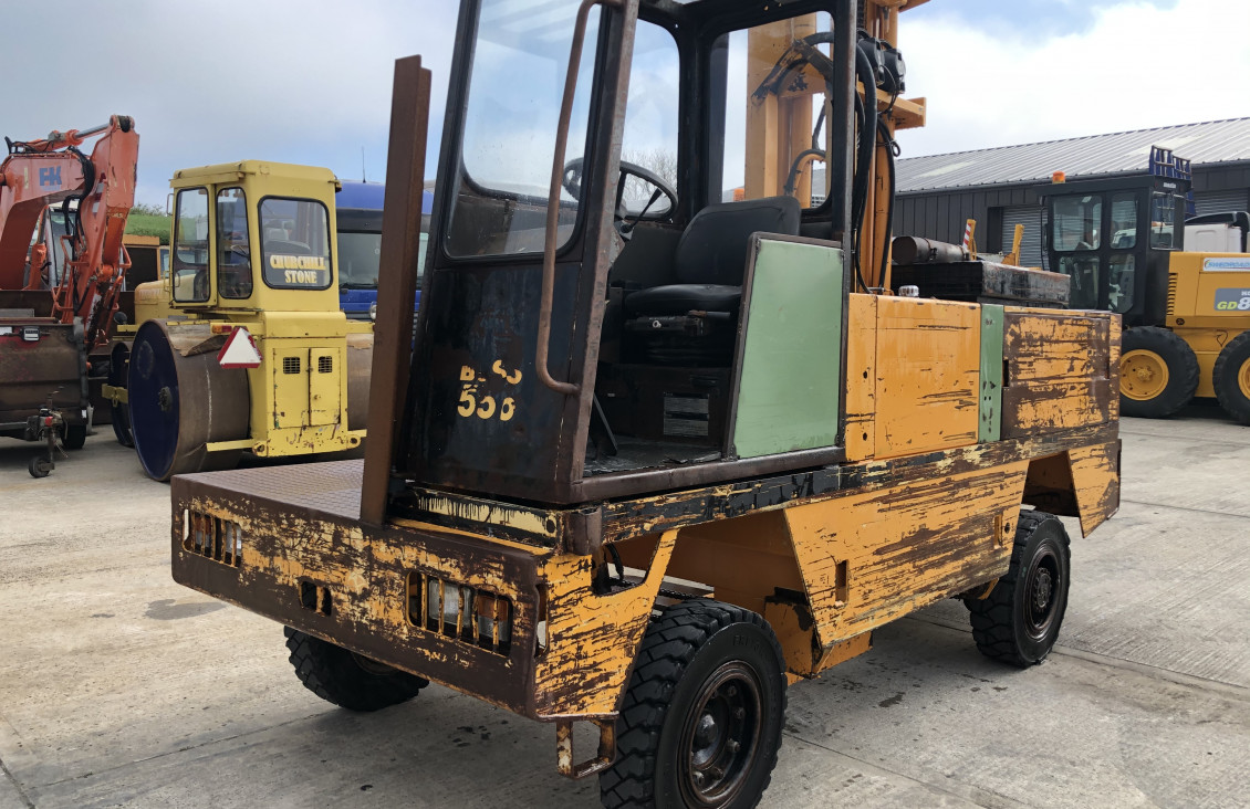 BOSS 556 diesel 5 ton Sideloader forklift for sale on Plantmaster UK