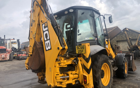 2017 JCB 3CX Contractor Backhoe Loaderfor sale on Plantmaster UK