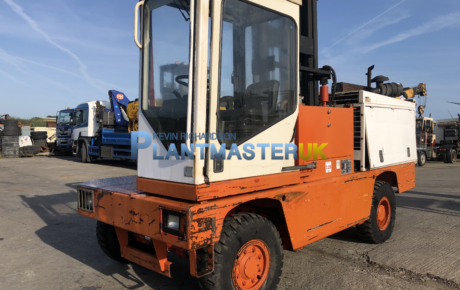 Fantuzi SF 45 , 4.5 ton diesel side loader for sale on Plantmaster UK