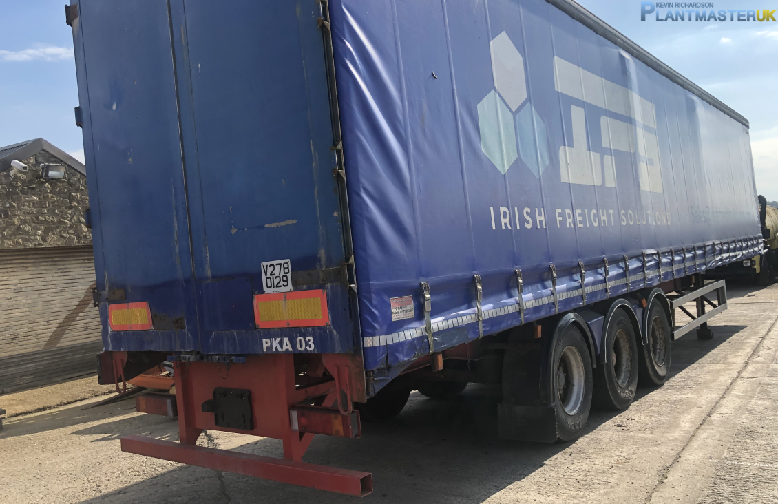 M&G 13.6 metre 3 axle curtain side Trailor for sale on Plantmaster UK County Durham England United Kingdom