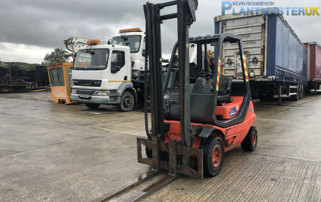 Linde H30 3-Ton Diesel Forklift for sale on Plantmaster UK