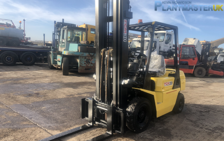TCM FD 30 (3 ton) diesel forklift for sale on Plantmaster UK