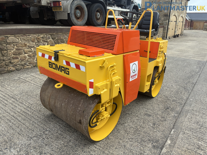 Bomag BW100 AD Double Drum Vibrating Roller