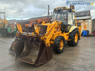 JCB 3CX P8 Sitemaster Backhoe Loader