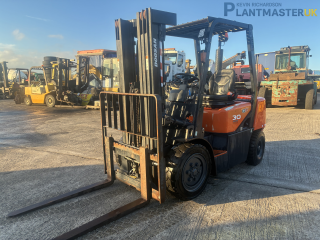 Doosan D30 S diesel 3 ton container spec mast forklift