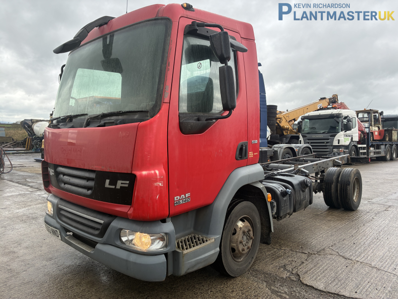 DAF 45 LF cab and chassis truck
